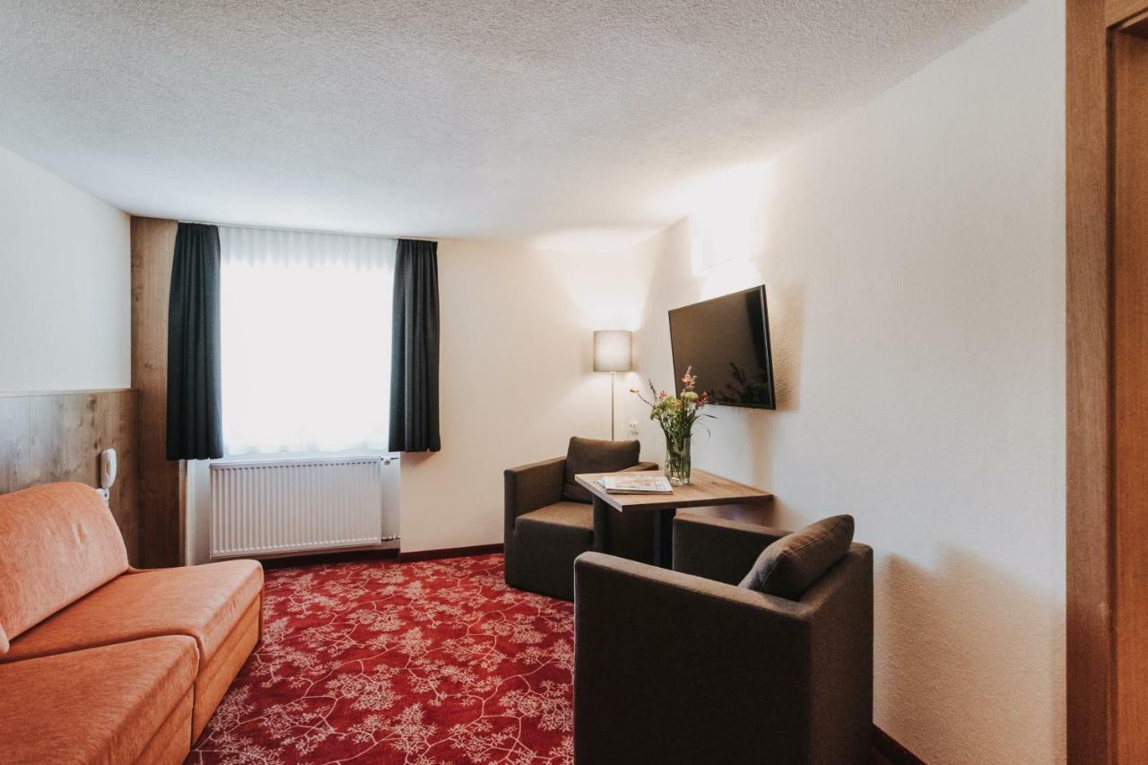 Hotel Adler Warth  Zewnętrze zdjęcie